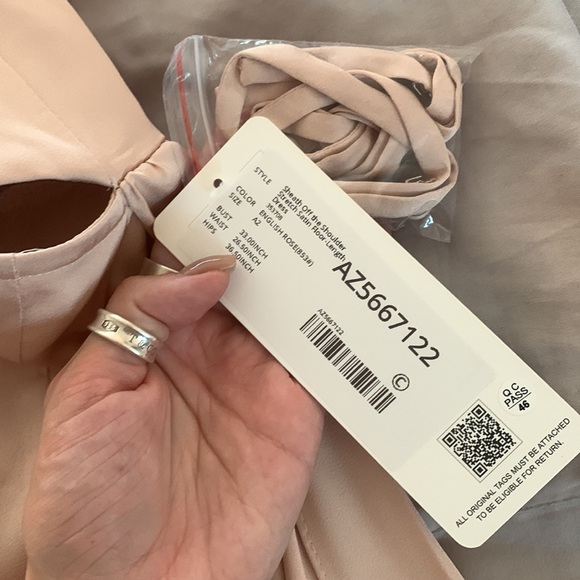 Azazie Kendall + Kylie English rose sheath off the shoulder stretch satin dress - Picture 5 of 9